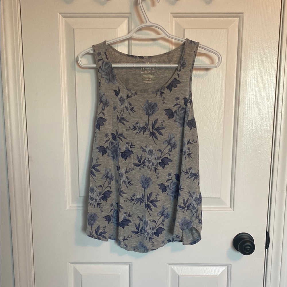 EUC American Eagle Outfitters Favourite tank size small